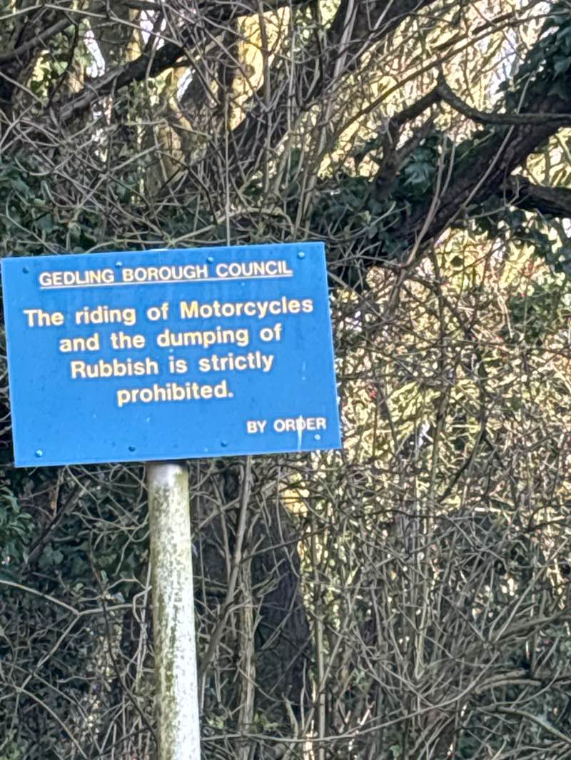 walking near me in Surgeys Lane Open Space in winter