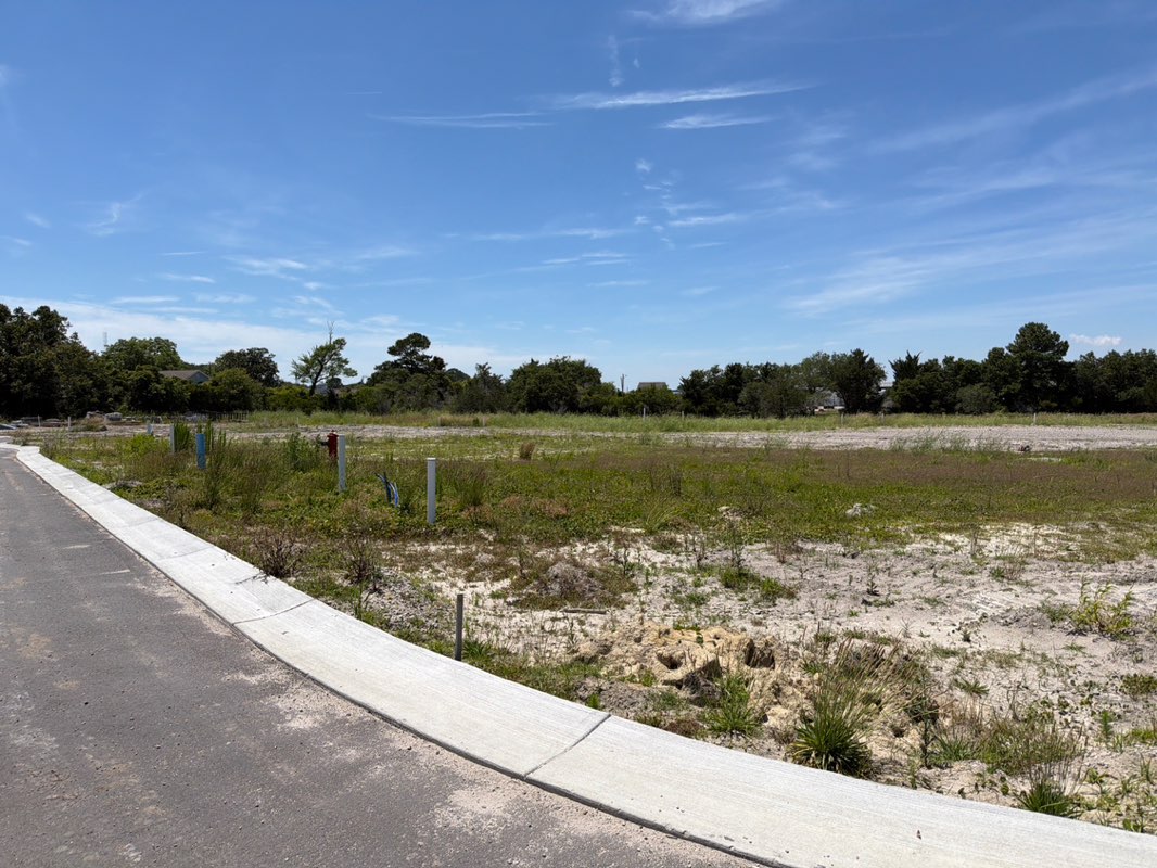 walking near me in Old Beaufort Elementary School in summer