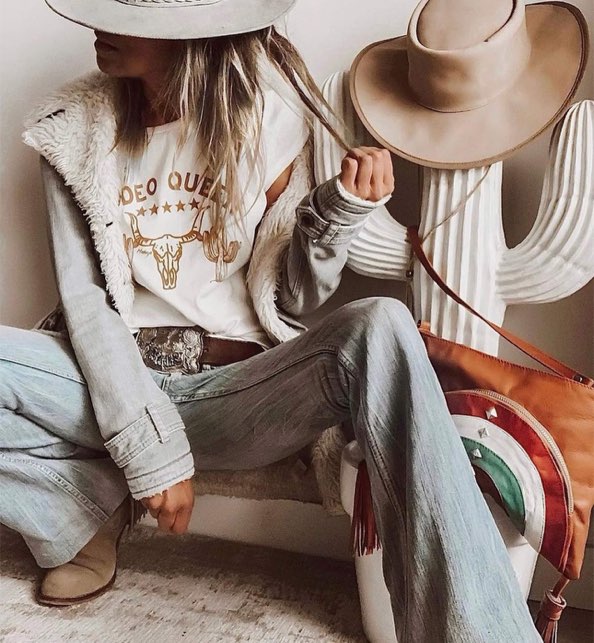 🦋💎ќɦɑℓєєsɨ💎🦋