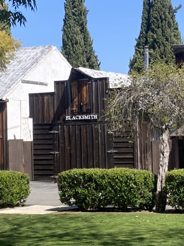 walking near me in Heritage Park in spring