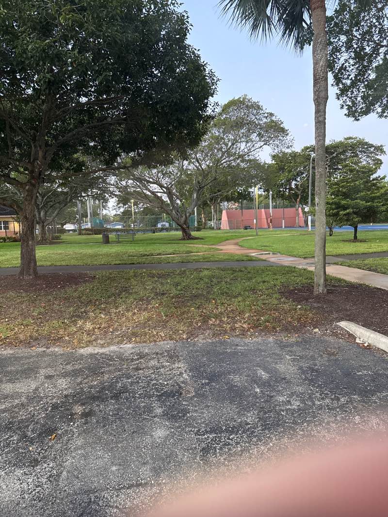 walking near me in Fairway Park in spring