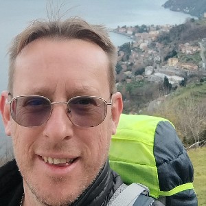 Lea SamU 😎⚪⚫🔝 profile