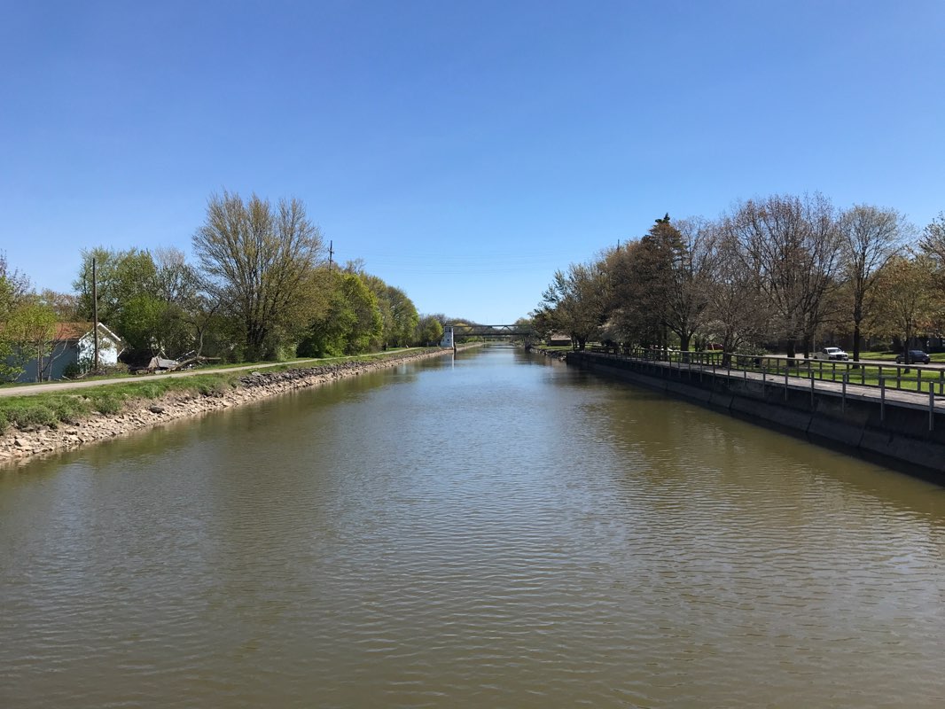 walking near me in Nelson C. Goehle Municipal Park in winter