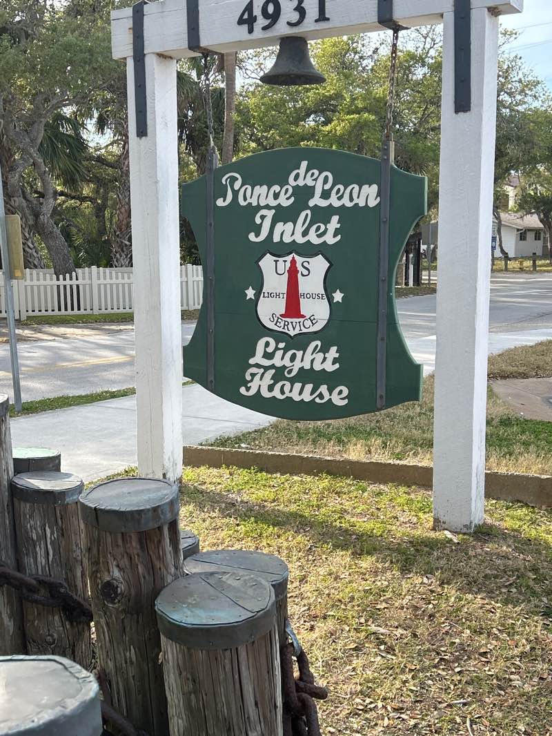 walking near me in Kay and Ares Davies Lighthouse Park in spring