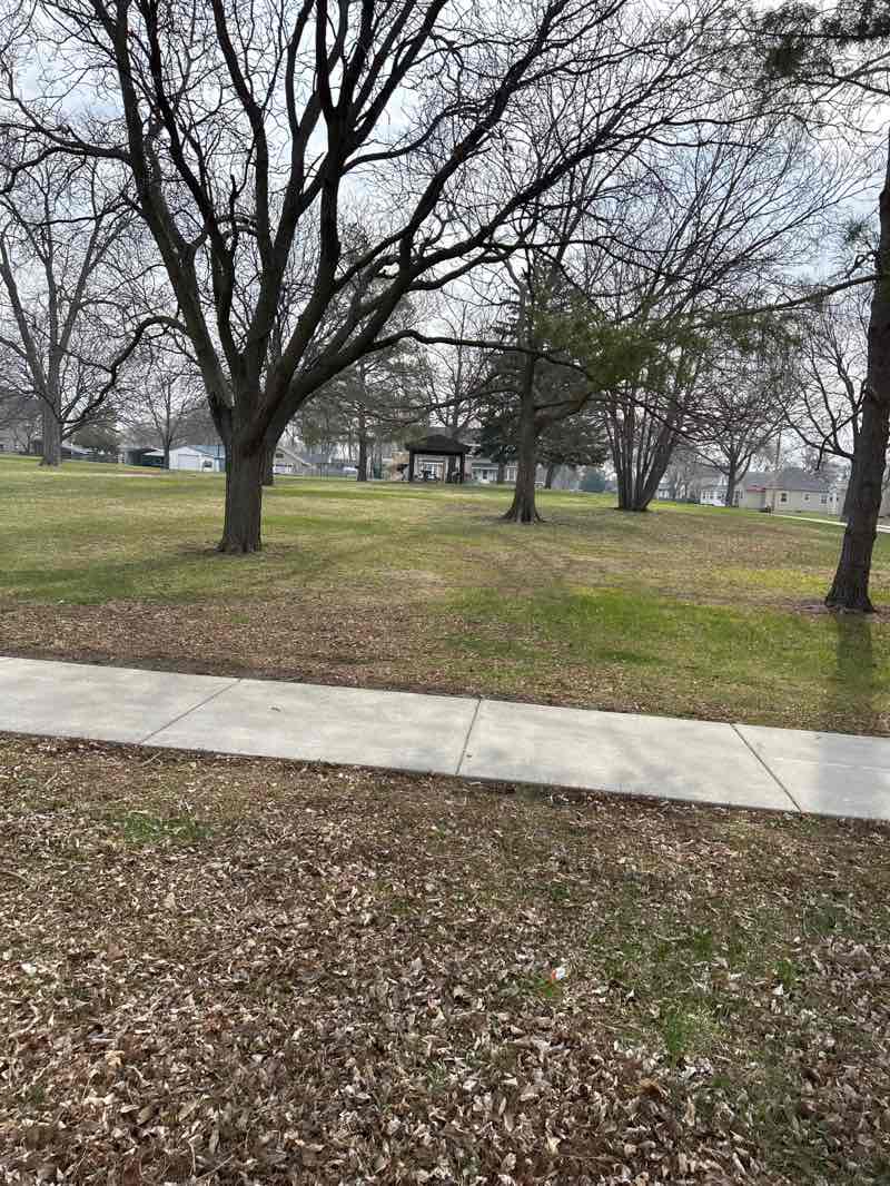 walking near me in Gainer Park (Westside Park) in spring