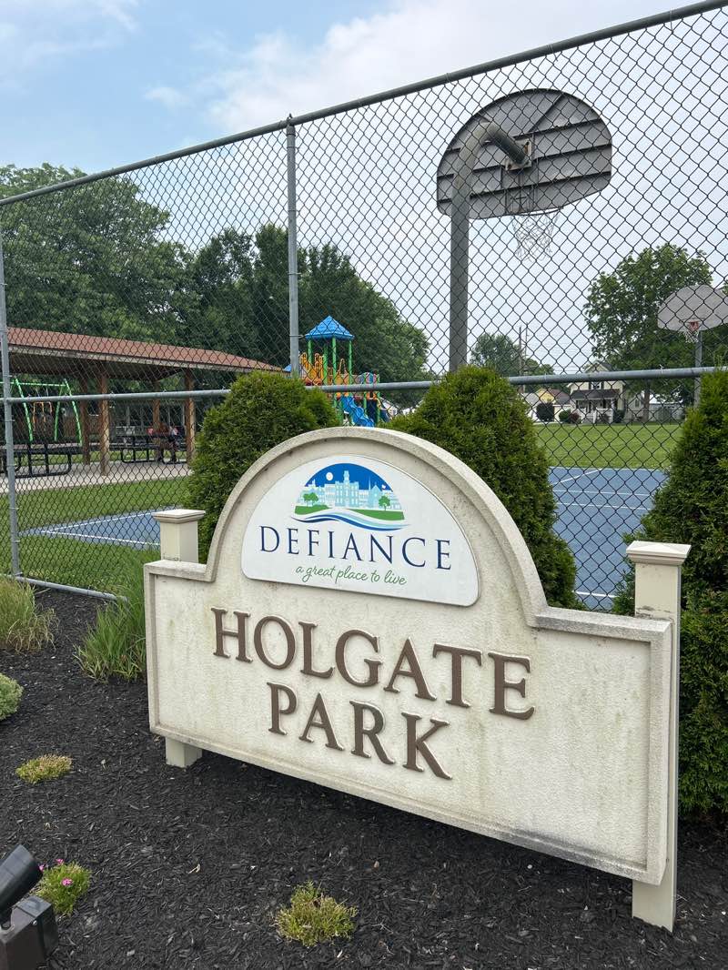 walking near me in Second Ward Park in summer