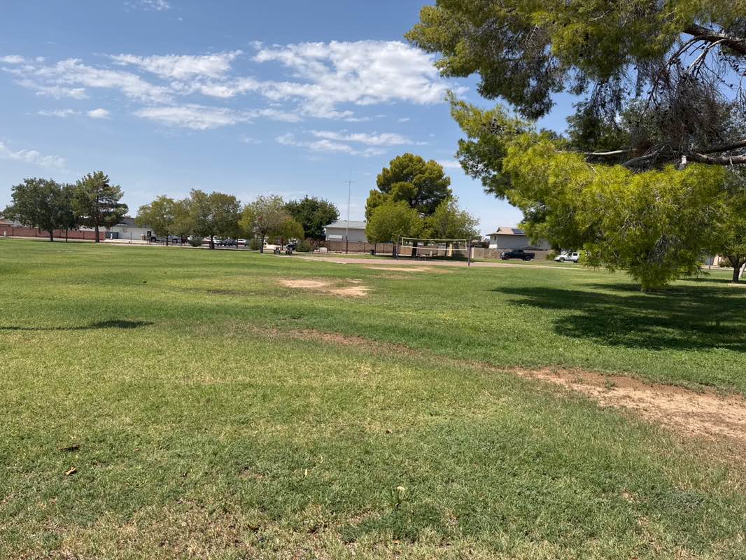 walking near me in Country Gables Park in autumn
