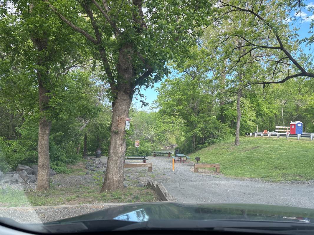 walking near me in Keep Loudoun Beautiful Park in spring