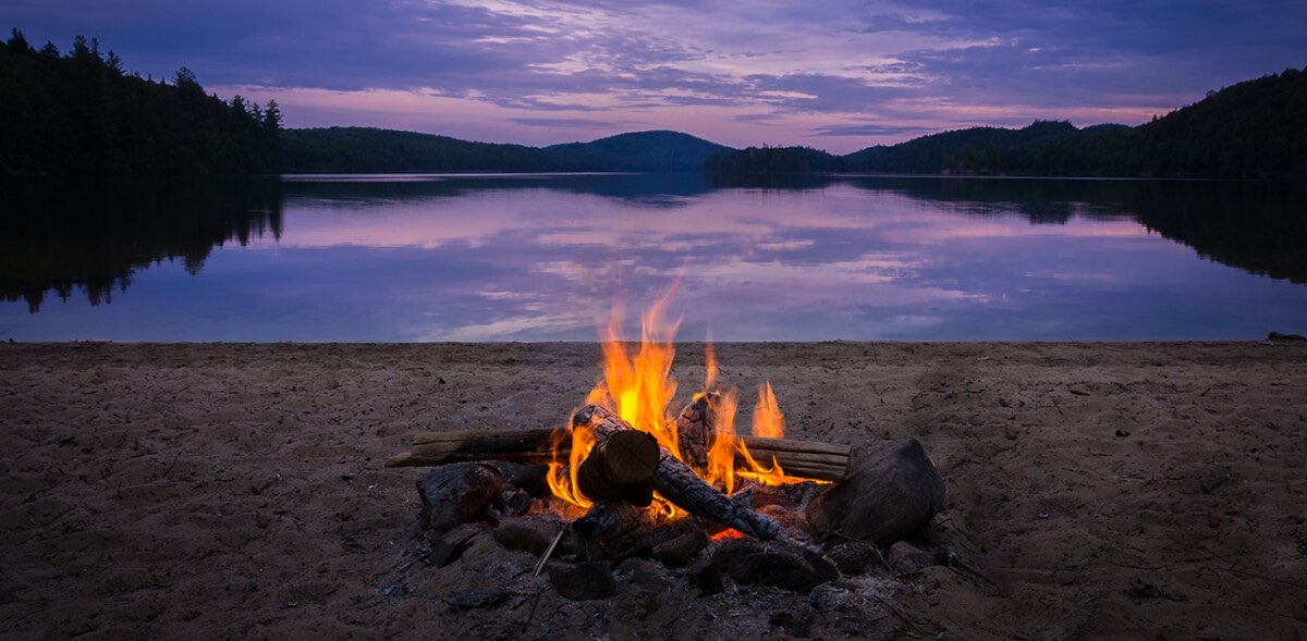 August Campfire logo