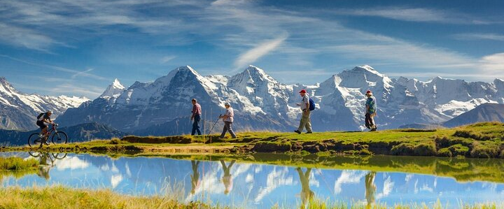 Swiss Alps Adventure 🇨🇭 logo
