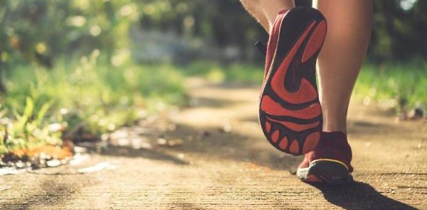 12,000 steps loving self to life logo