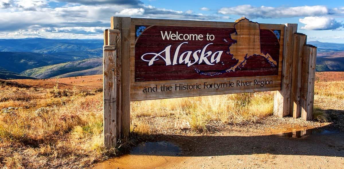 21 Must Visit Places in Alaska logo