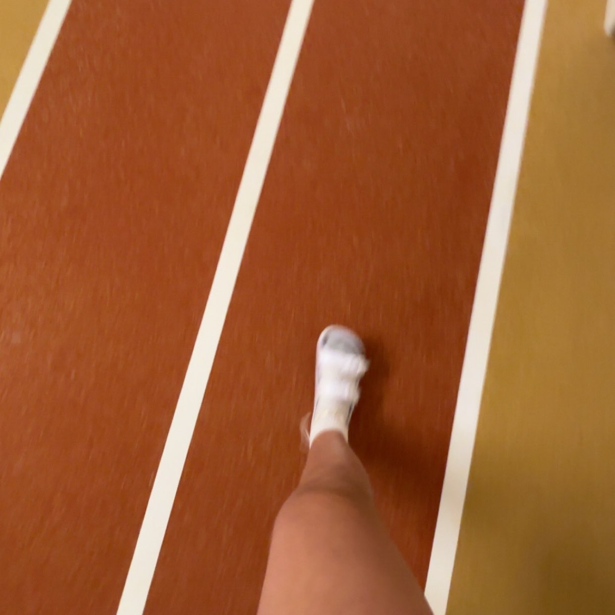 addie’s run club logo