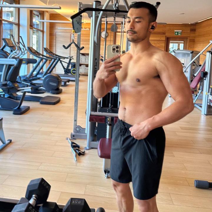 Unique Fitness Experiences logo