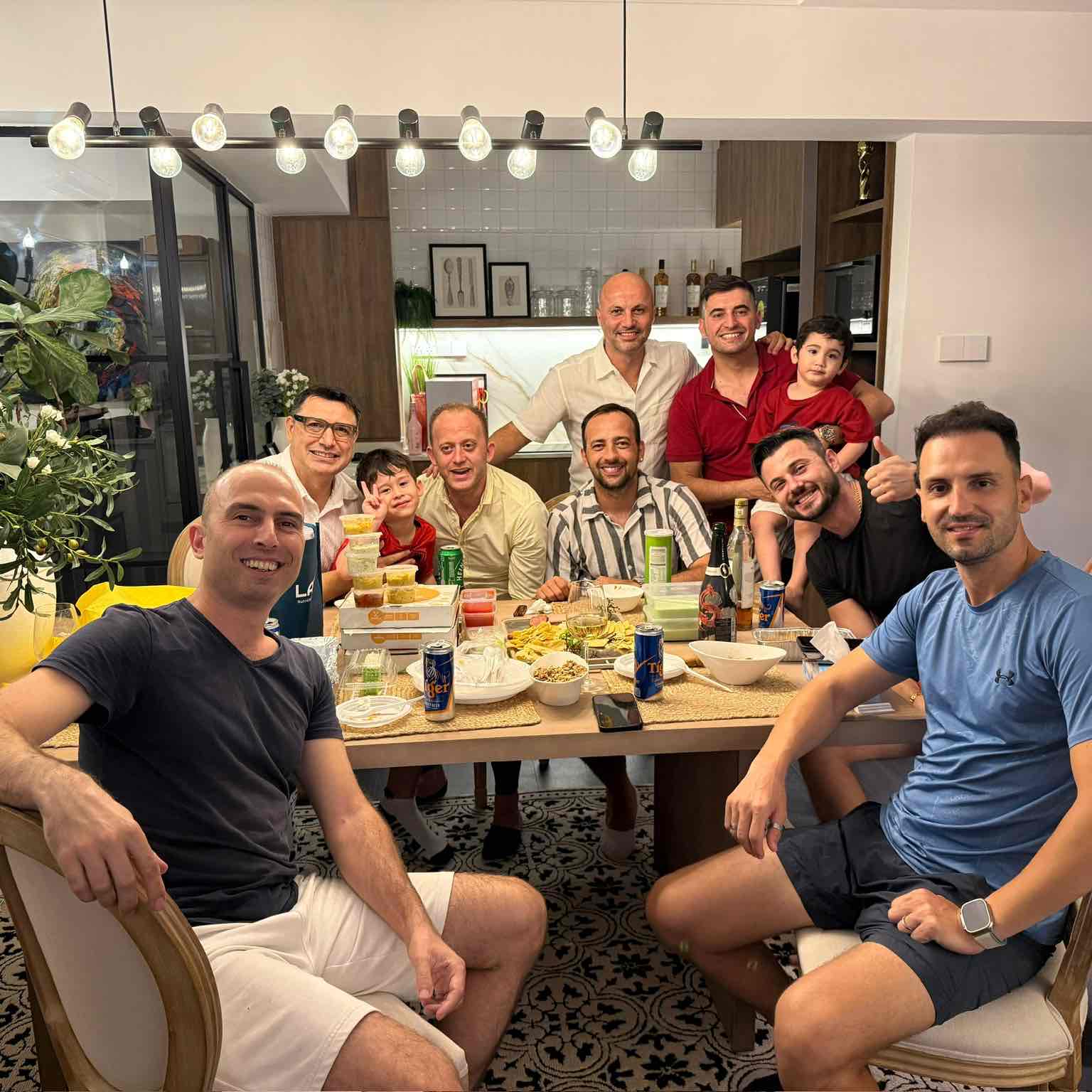 Bishat e Singaporit logo