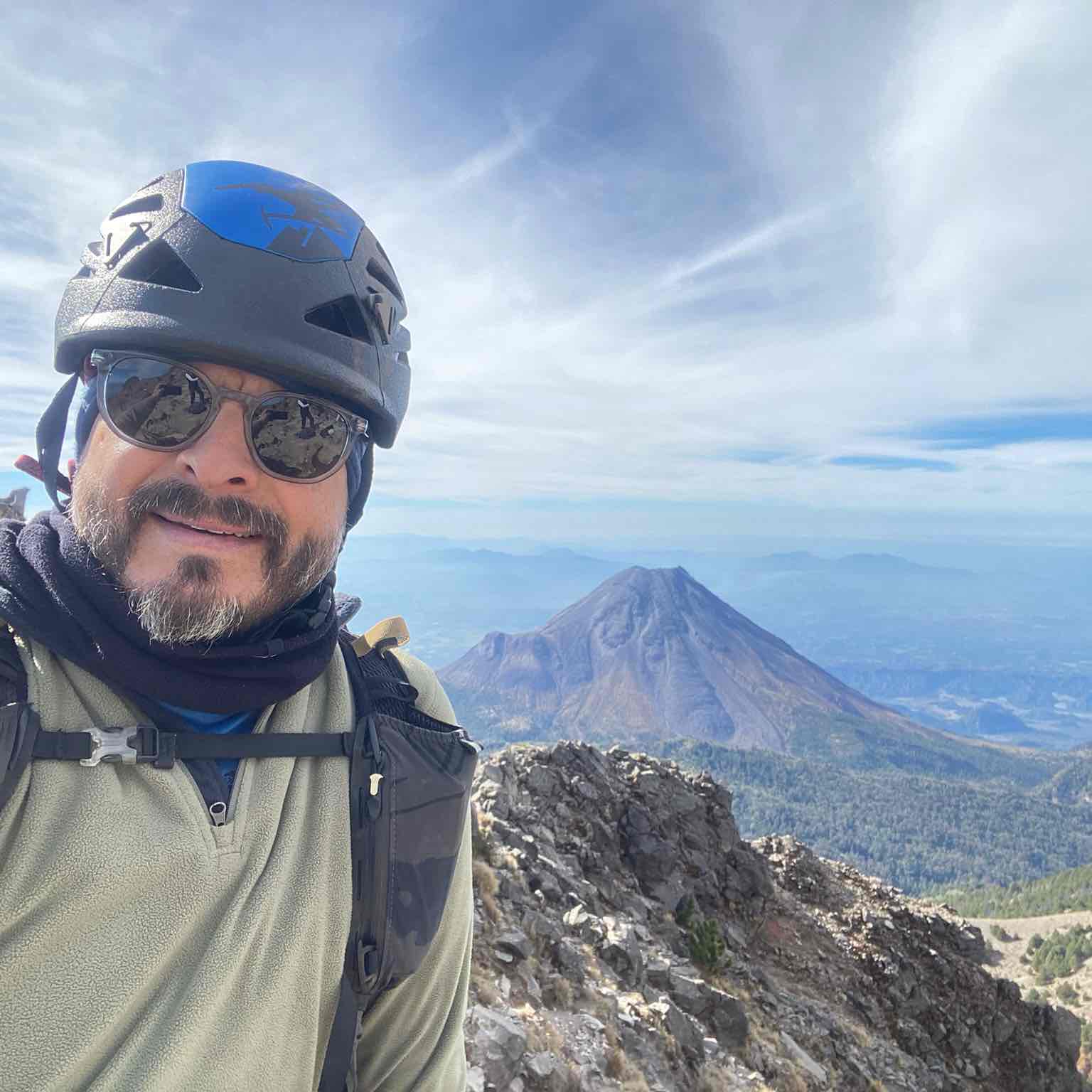 MOVE ONE HUNDRED logo