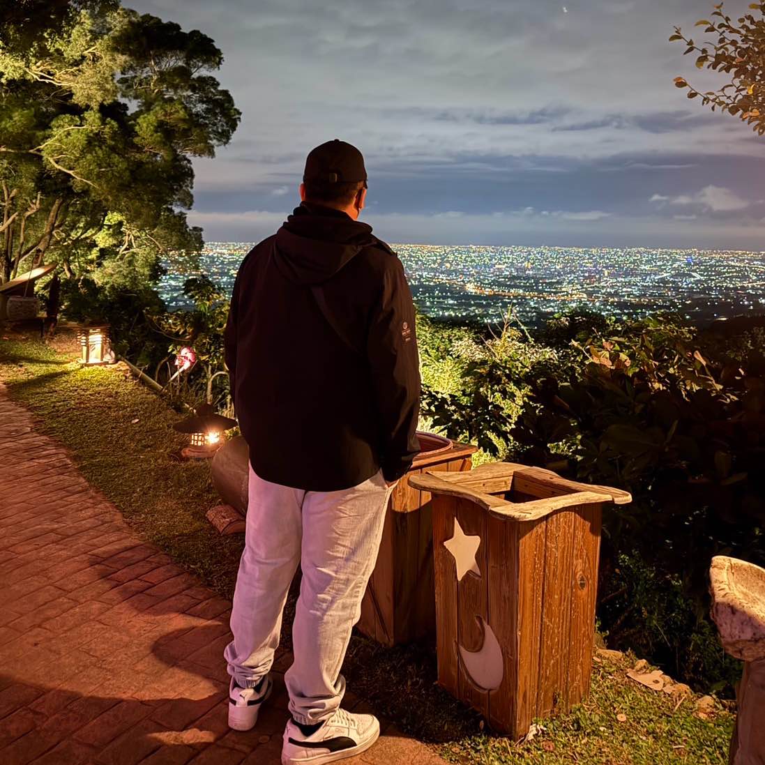 高雄達-交友愛健走👣👣 logo