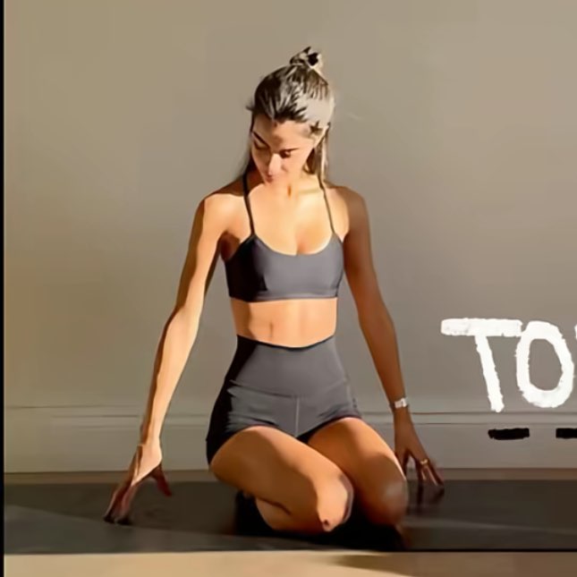 SUMMER IS CALLIN logo