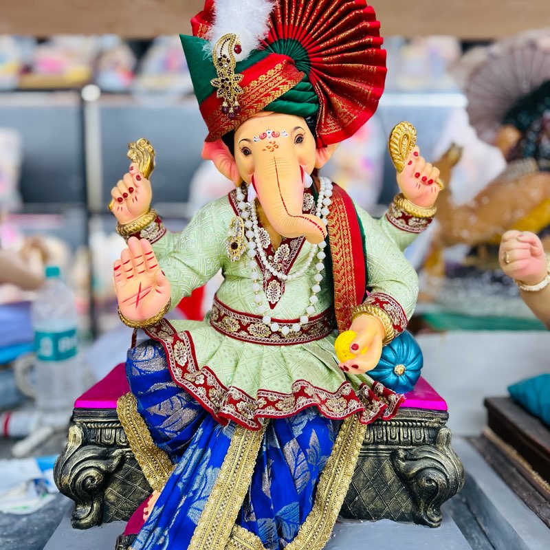 Deshmukh Family logo