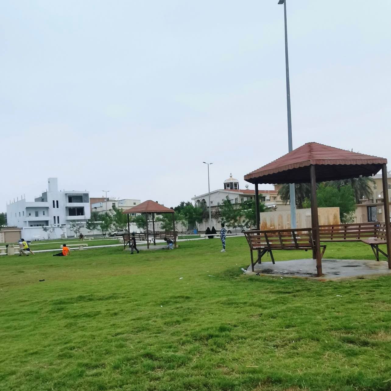 امشي مع فريقك logo