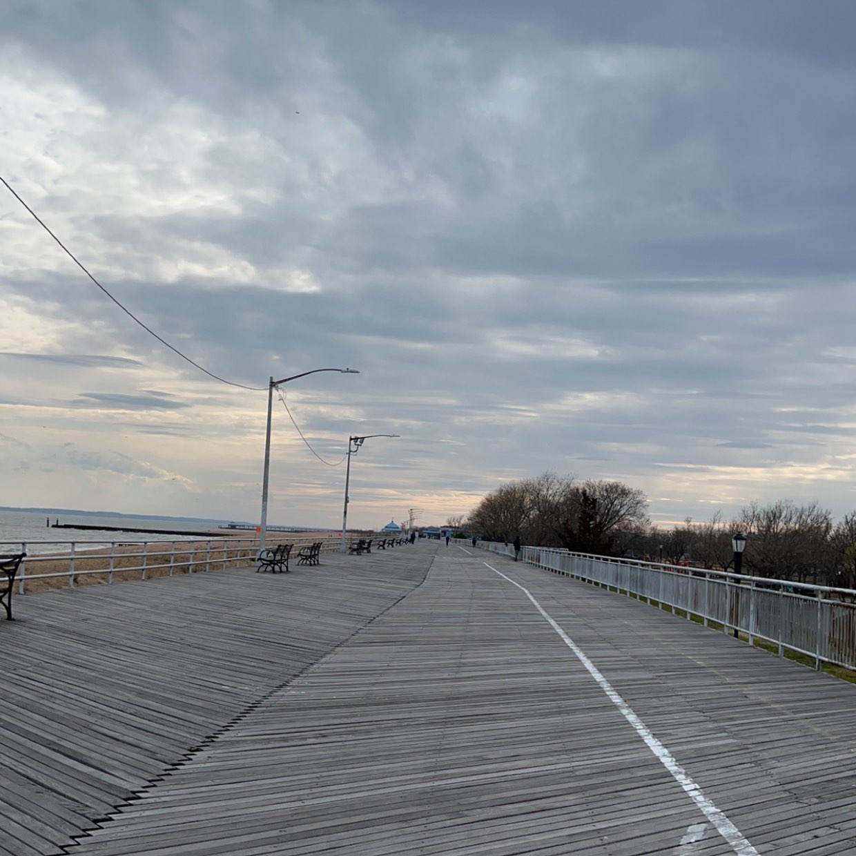 Crescenzo Walkers logo