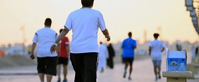 بحارنة + 1 banner