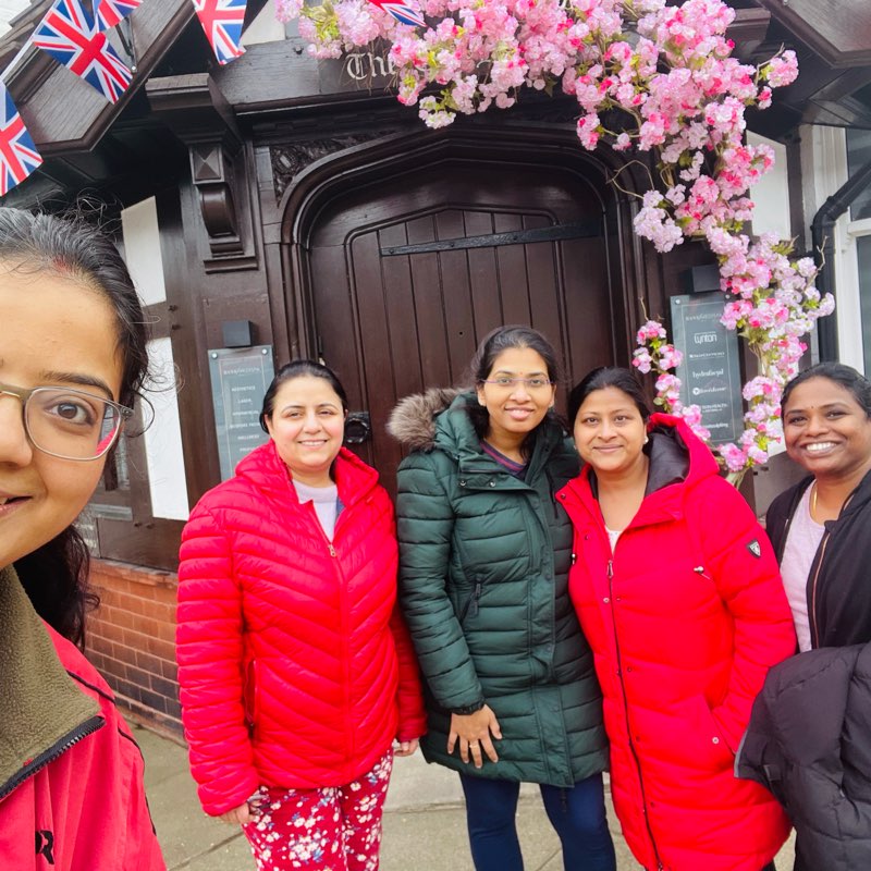 GOD walking friends logo