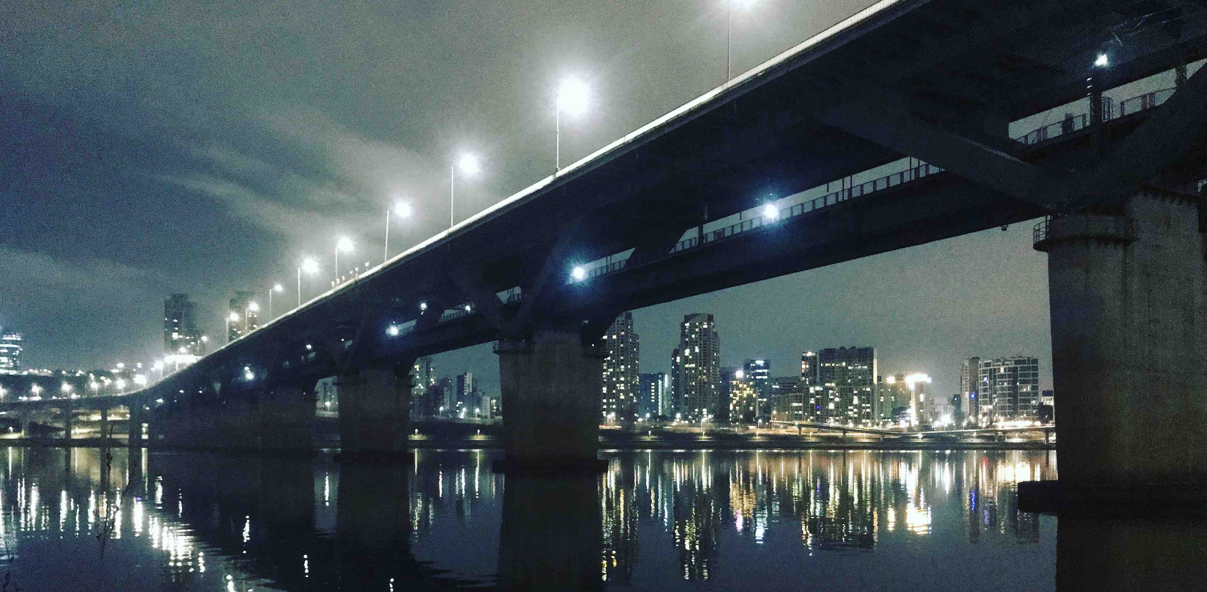 무라카미 하루키와 걷기(언젠가 달리기) banner