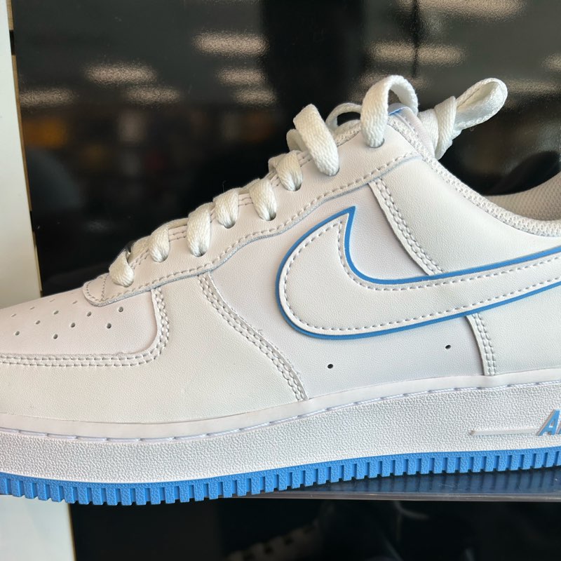 The running Crew logo