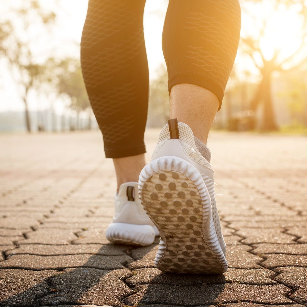 WWD WALKING CHALLENGE logo