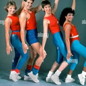 From 🍓 2 the 🌙 logo