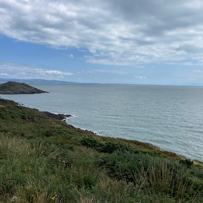 Sopua, Monu, Rocky logo