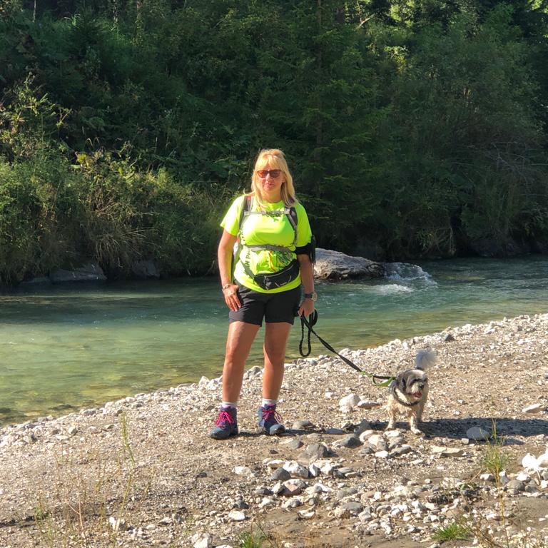 Vegan Power Team 🐷🐵🐽🐹🐭🐥 logo