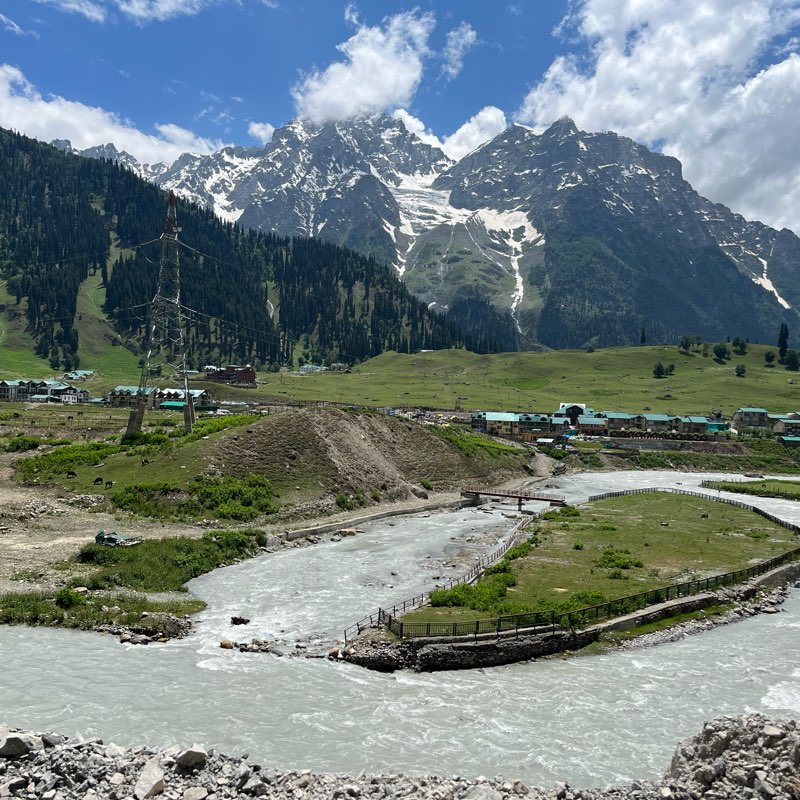 Burn to FIT ☄️☄️☄️ logo