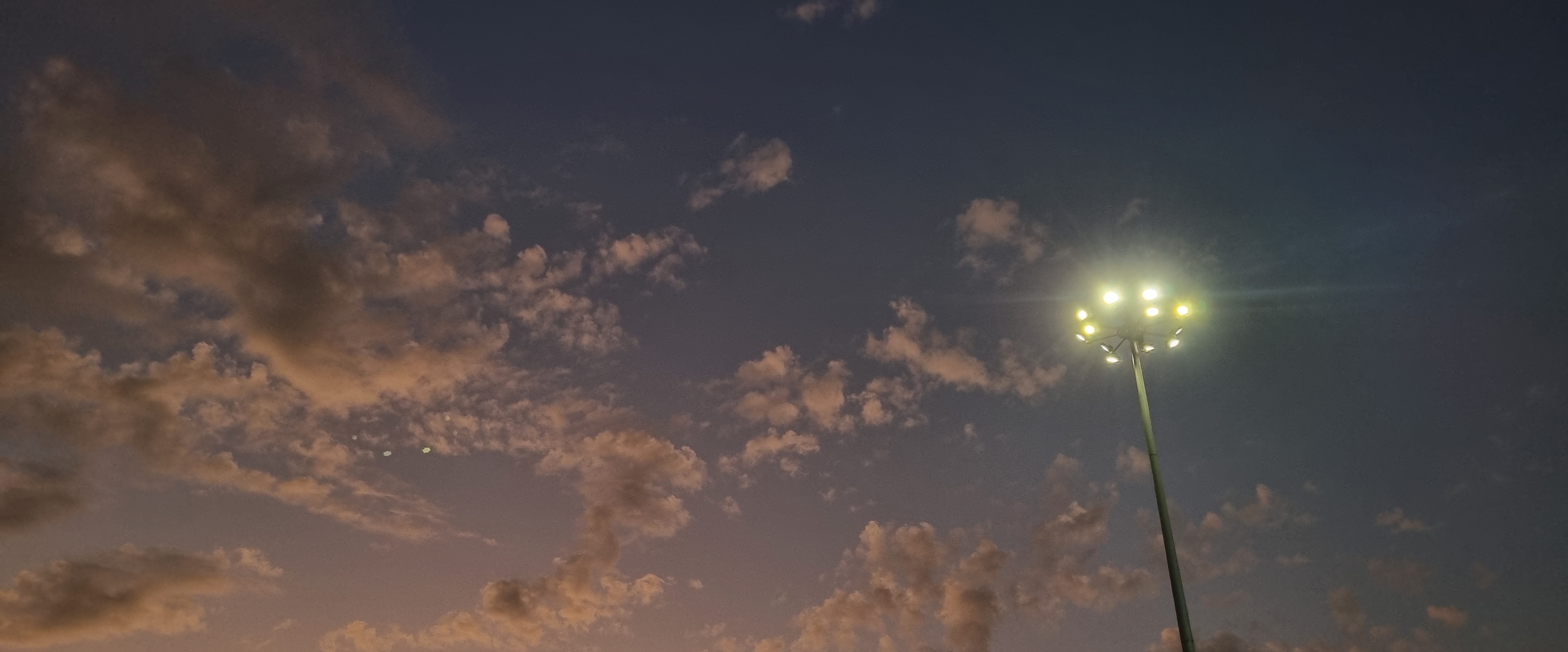 walk daily ✨️ be be consistent banner