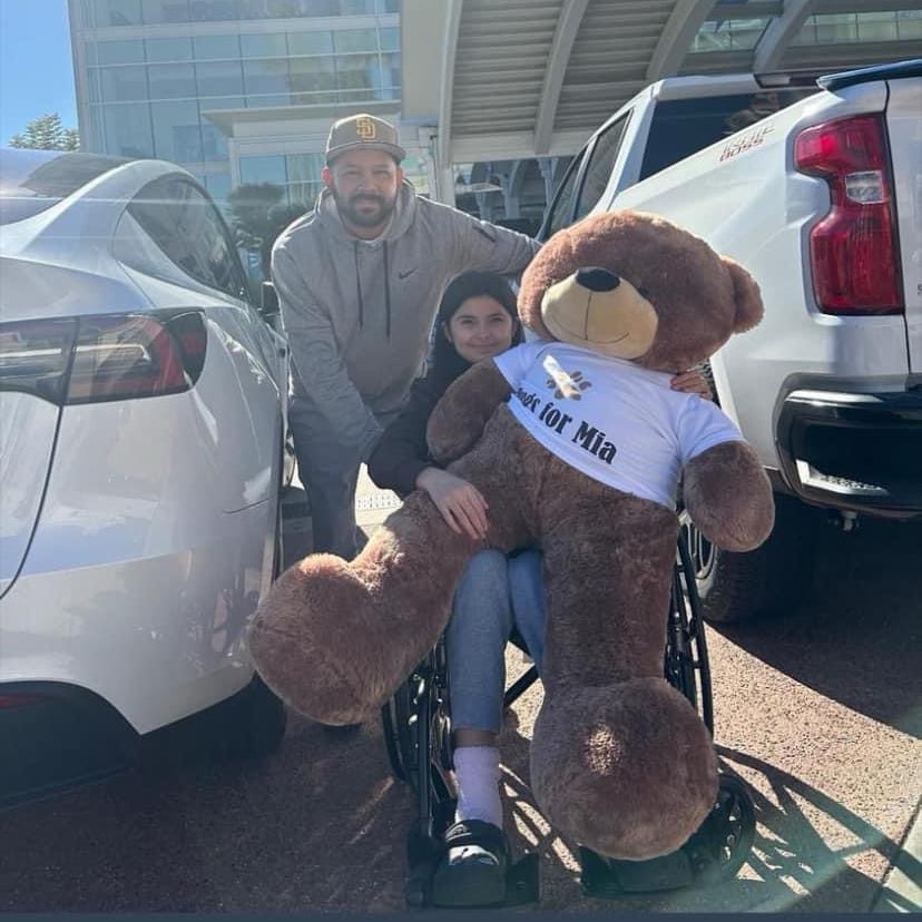 #Miles4Mia 🫶🏼 logo