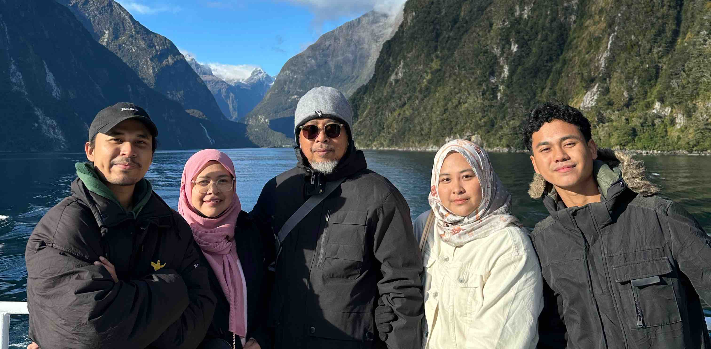 Domo’s family ⭐️ banner