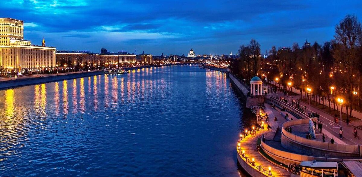 HAMOVNIKI MOVING FORWARD banner