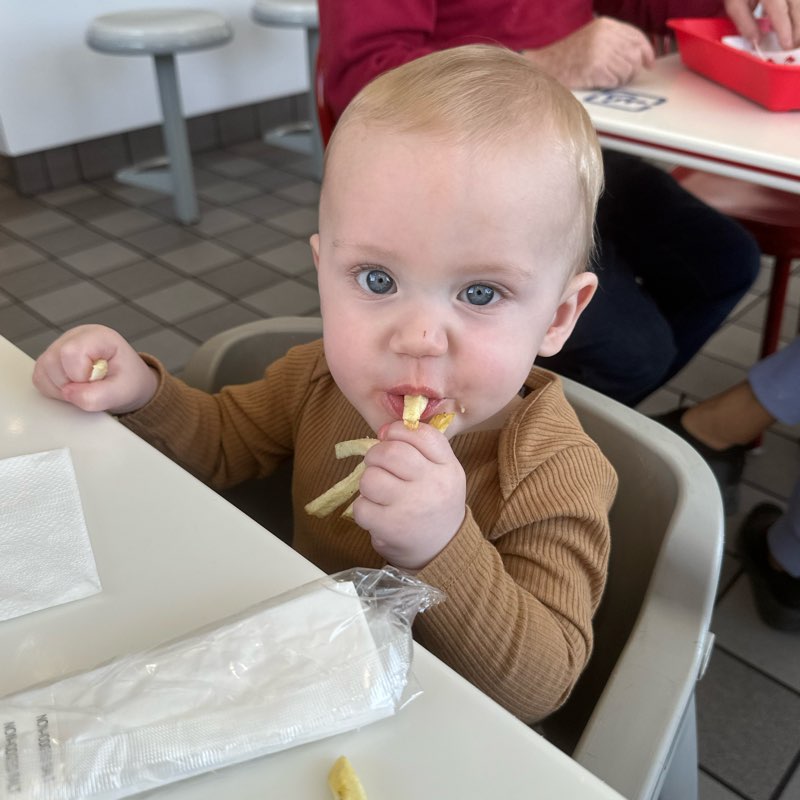 🤞🏼👏🏻🫶🏼 logo