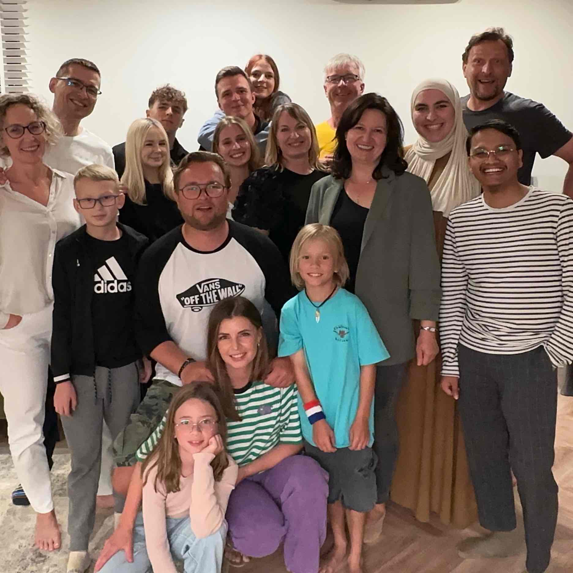 FAFARA Family Steps logo