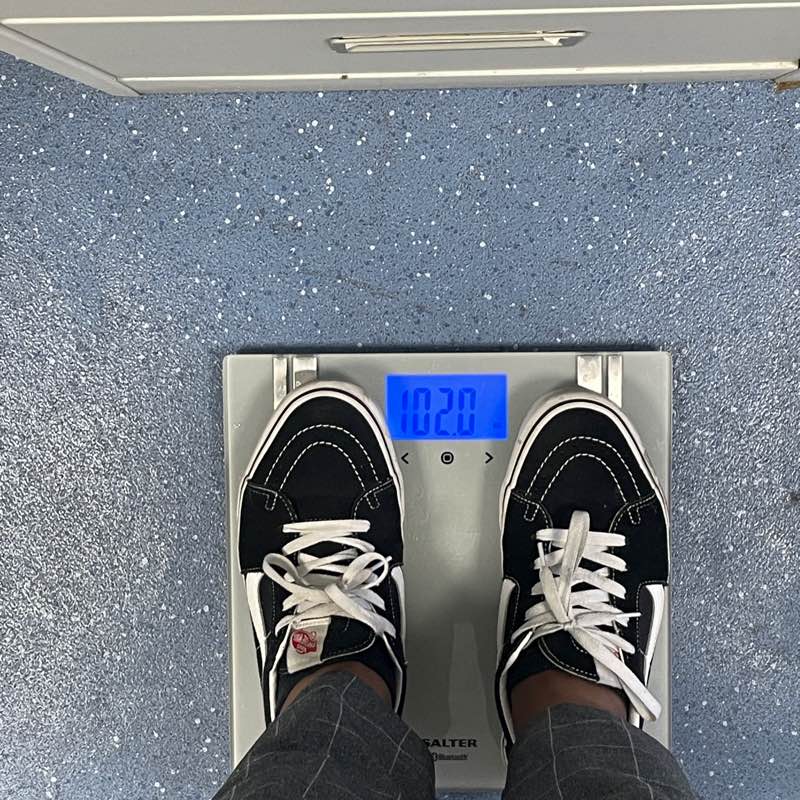 Walk off the weight logo