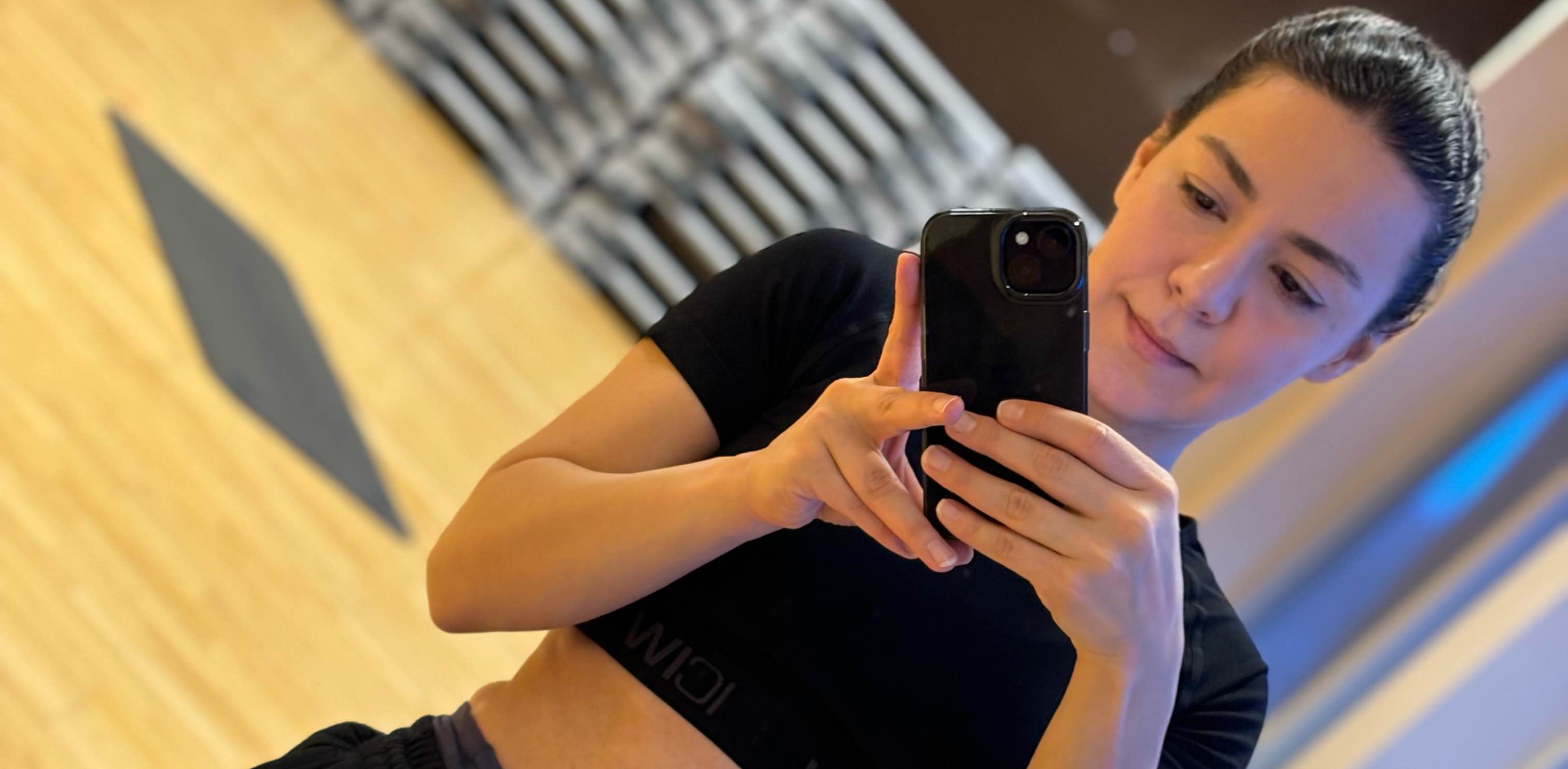 walk with Elnaz banner