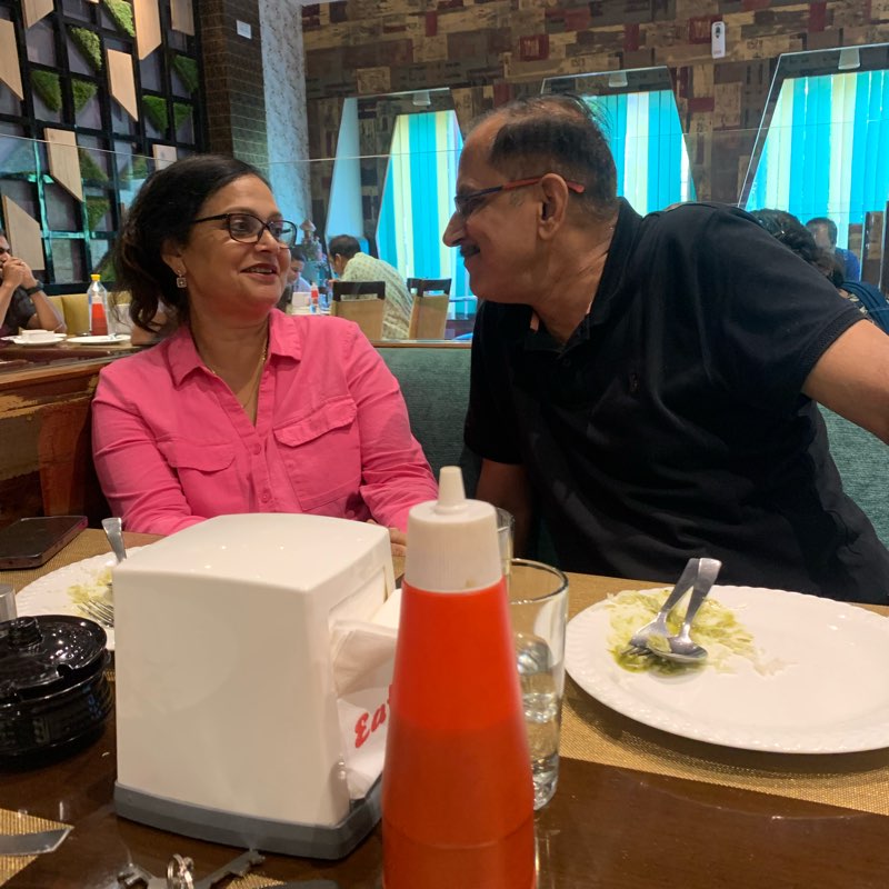 Sweet Family Steps Count logo