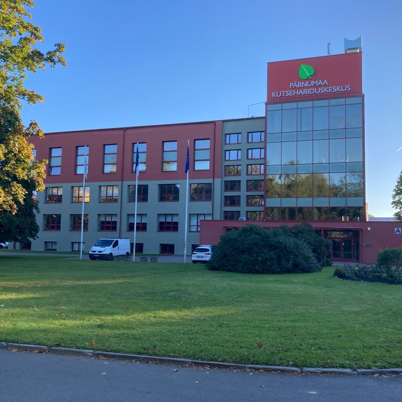 Pärnumaa Kutsehariduskeskus logo