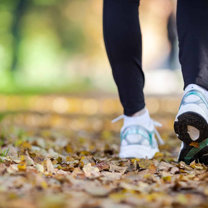 ՄԵՆՔ ՄԵՐՈՆՑՈՎ logo