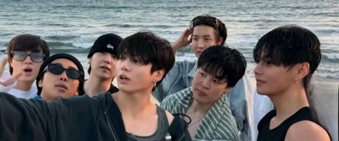 OT7⟭⟬⟬⟭ARMY 👑 ⁷ banner