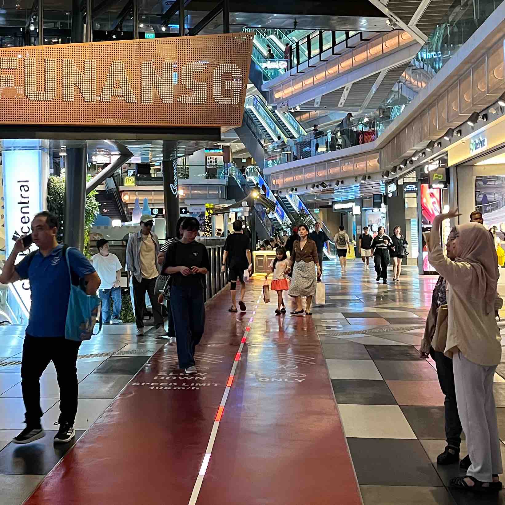 Good happy healthy walk 🚶‍♂️ logo