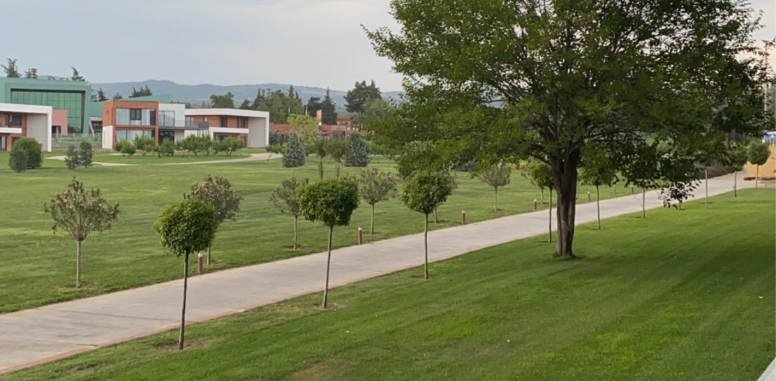 قروب العائله النحيفه 🫢 banner