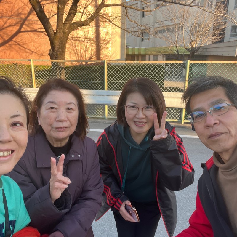 スイーツマラソン友達 logo