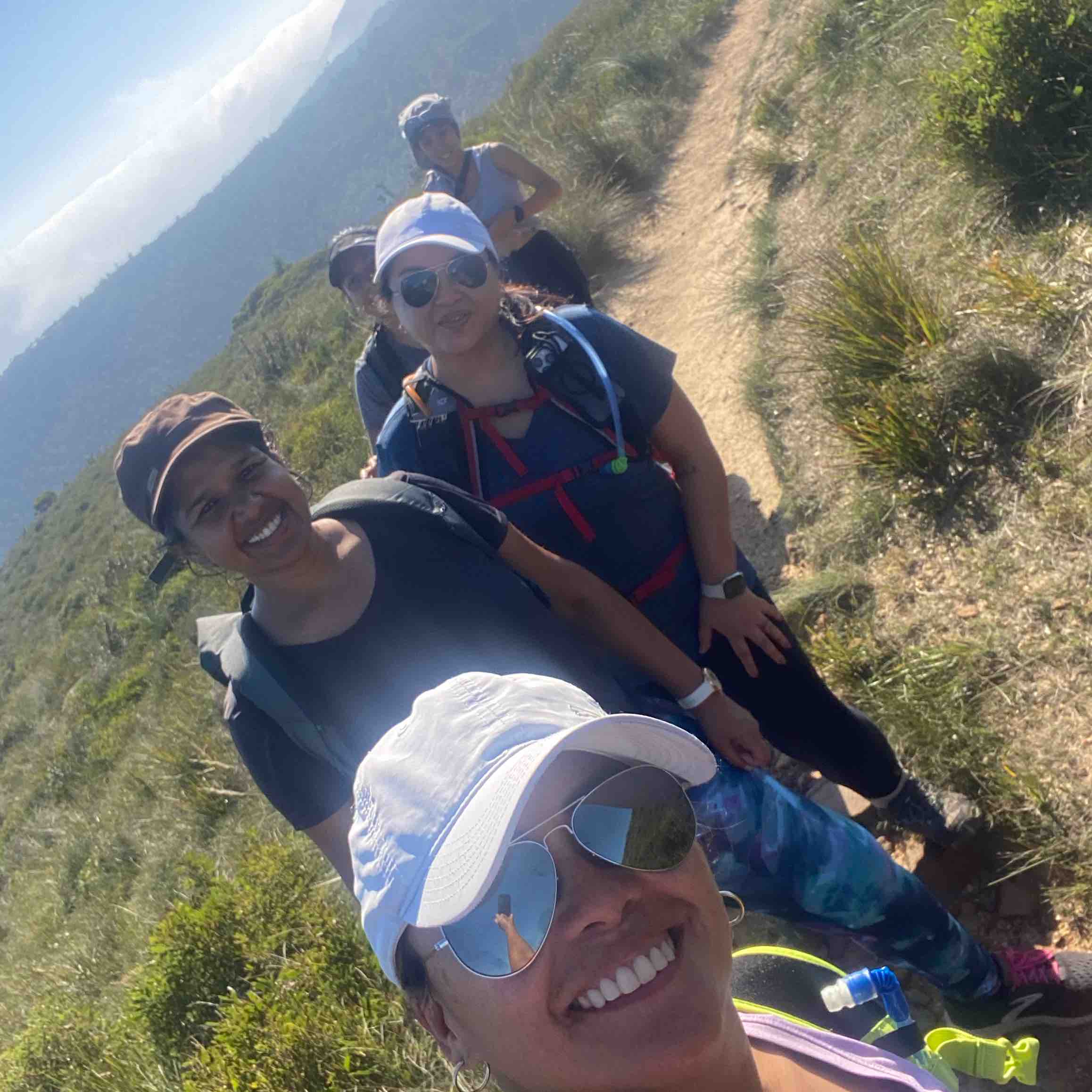 South America Chikas! logo